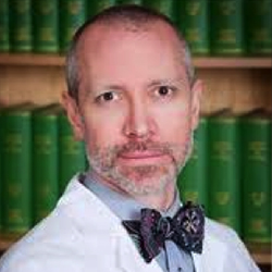 Daniel Davis, medico