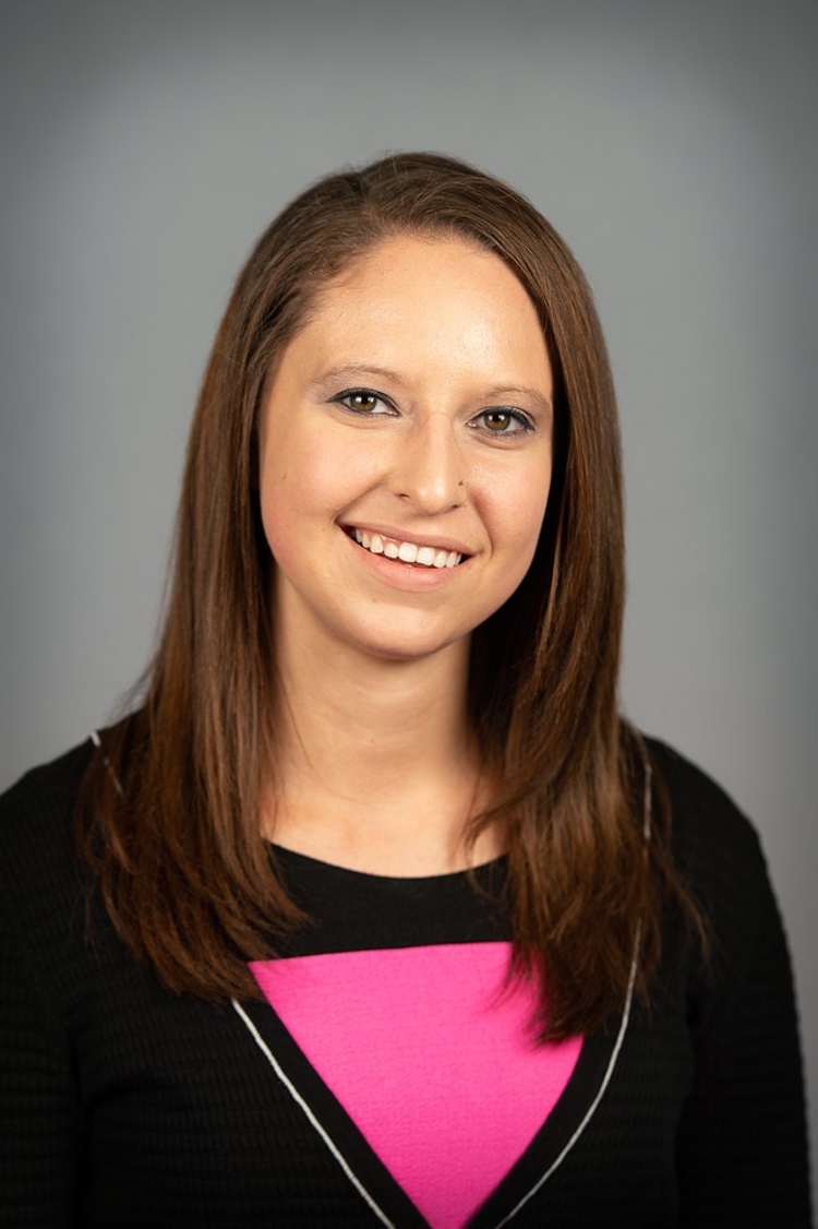 Headshot of Cassie Langhals