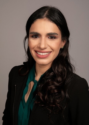 headshot of Sarah Al Azzawi