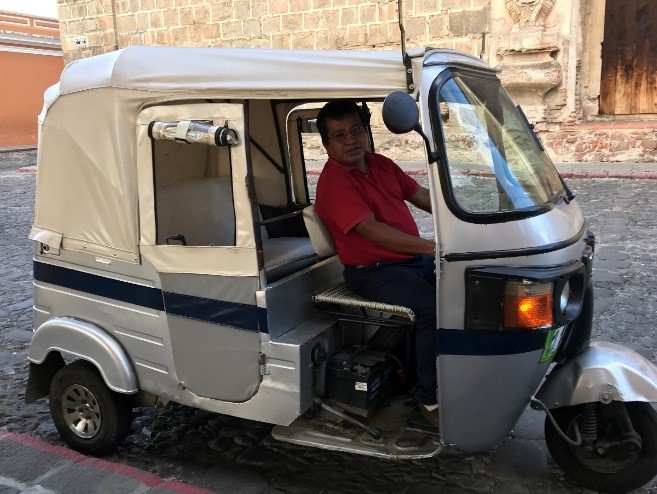 tuk-tuks