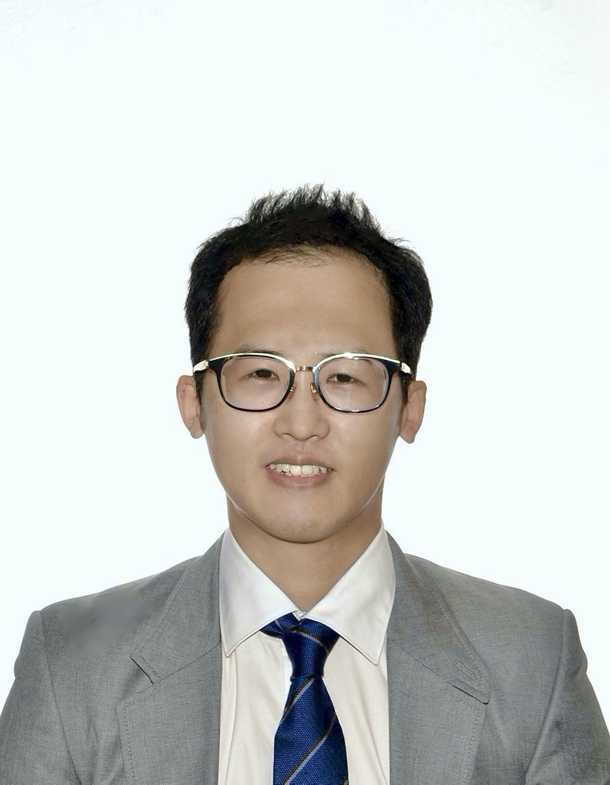 photo of Chase Hwang, MD