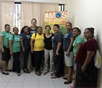 Gruppenfoto von Chow mit Nicaragua-Team.