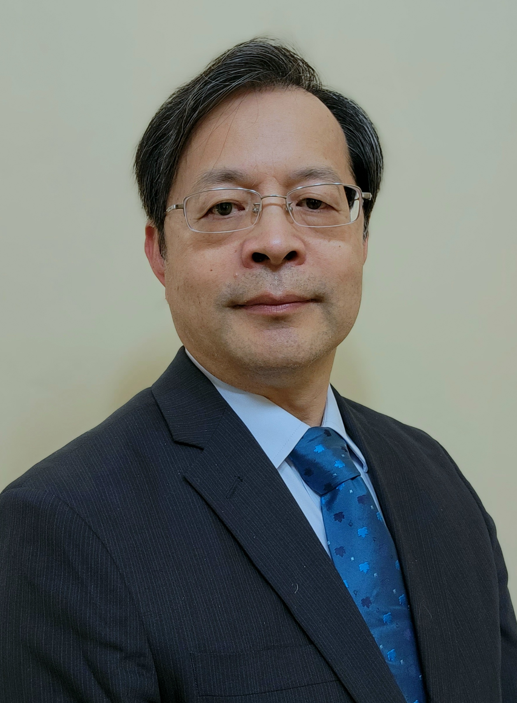 Xiaozhong (John) Yu，医学博士，哲学博士，公共卫生硕士