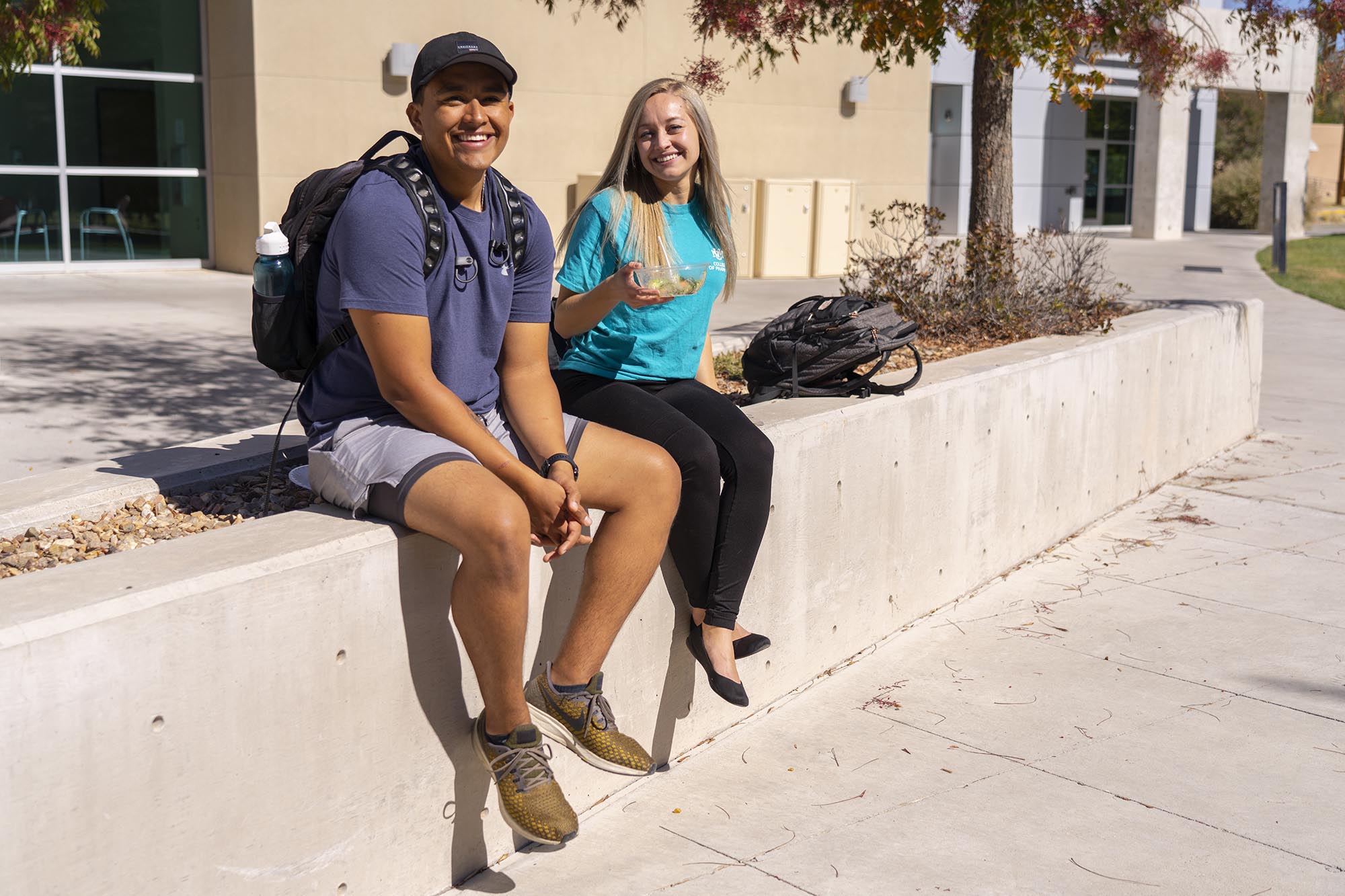 Estudantes da Faculdade de Farmácia da UNM