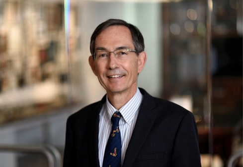 head shot of Christopher Amos