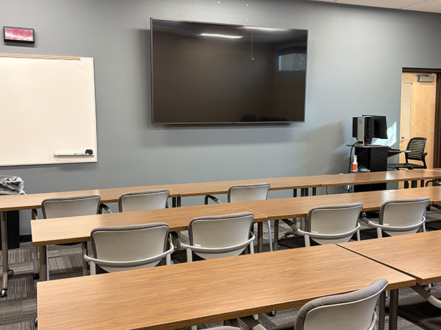 Debrief Room (Large)